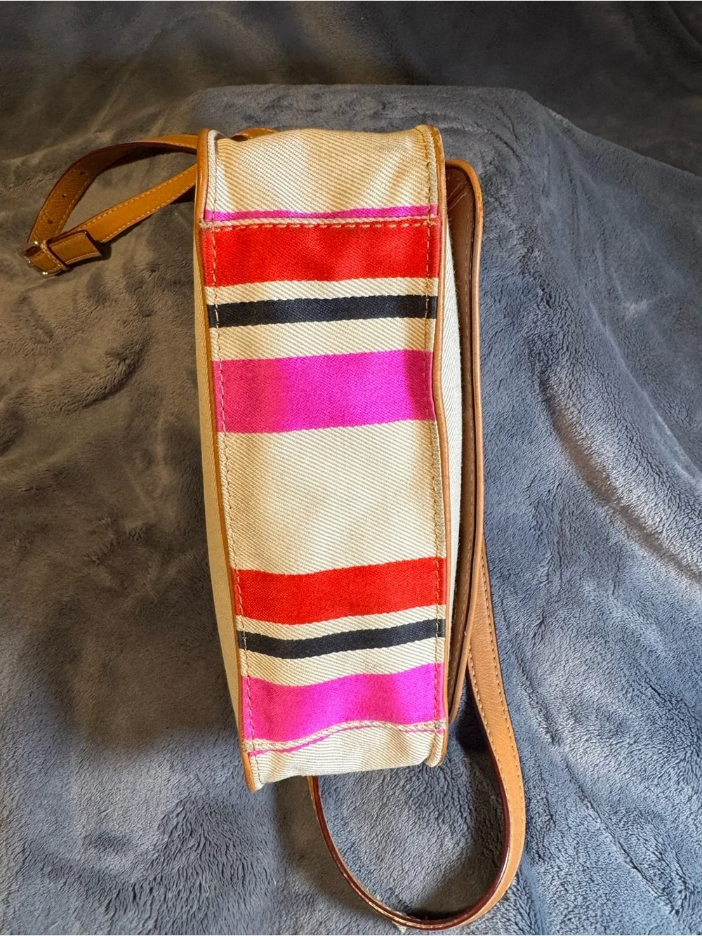 Kate Spade Fynn Crossbody inOak Island Stripe